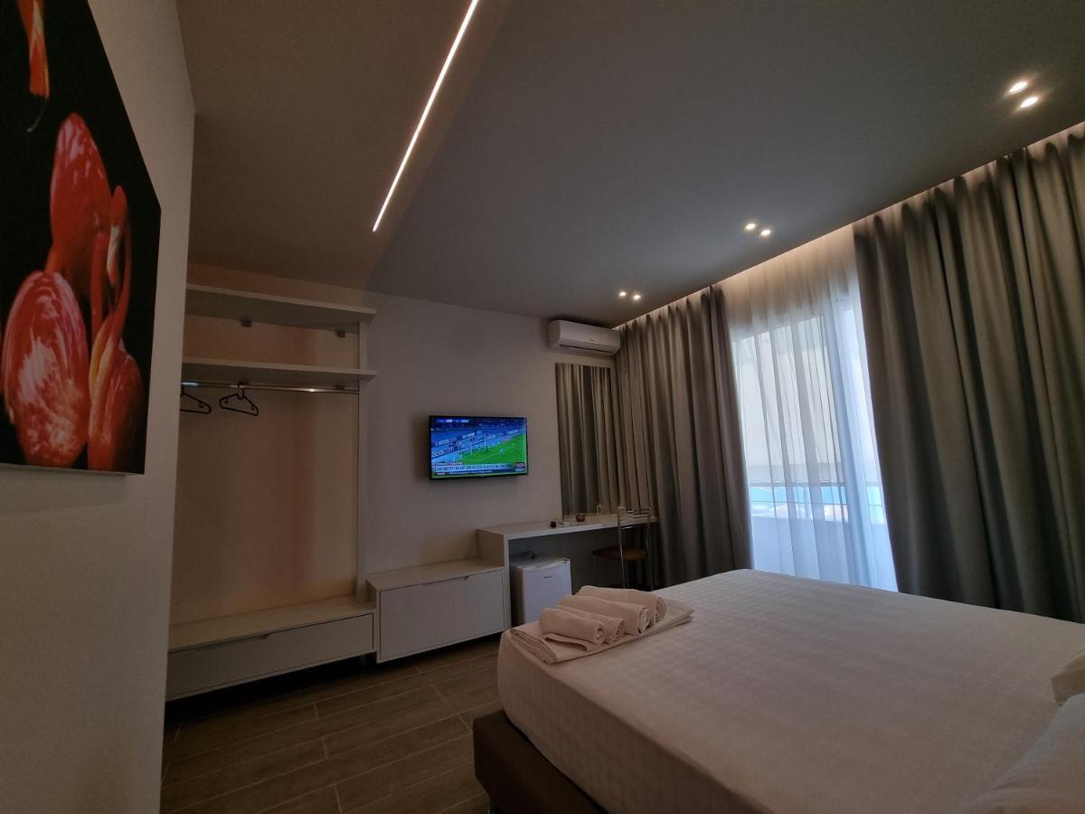 Hotel Ble Ble Вльора Екстер'єр фото
