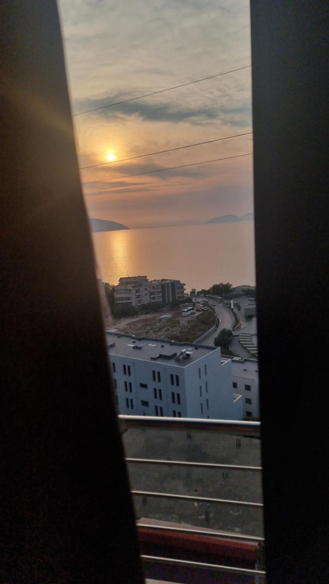 Hotel Ble Ble Вльора Екстер'єр фото